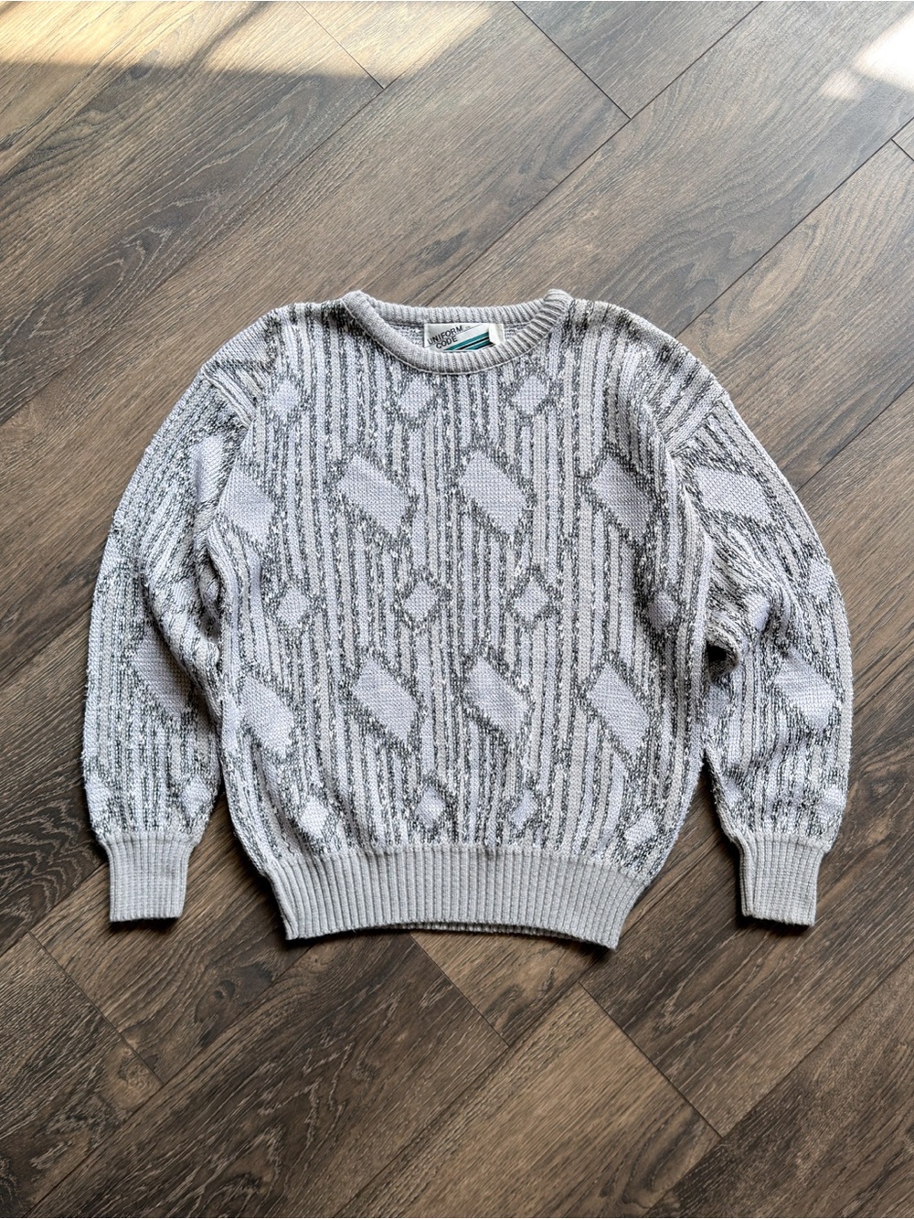 Men’s Large Metallic Silver Geometric Knit Sweater Crewneck Made USA Vintage 80s